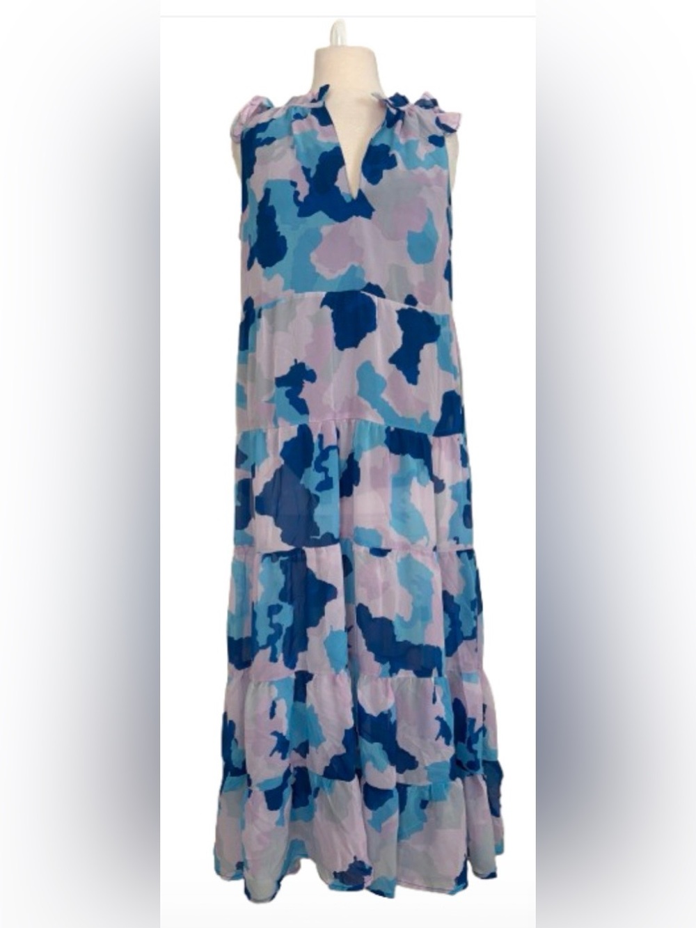 Size M NWT Mudpie Maxi Dress